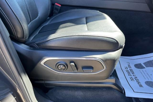 2024 Jeep Grand Wagoneer L Base