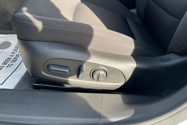 2025 Chevrolet Malibu RS