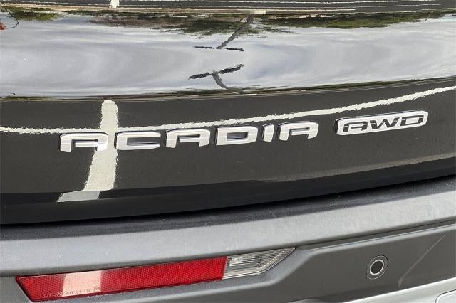 2024 GMC Acadia Elevation