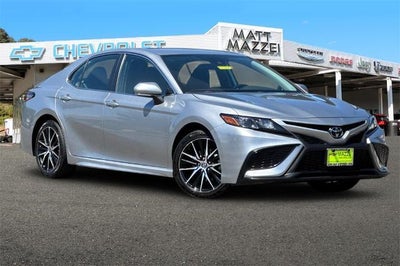 2023 Toyota Camry SE