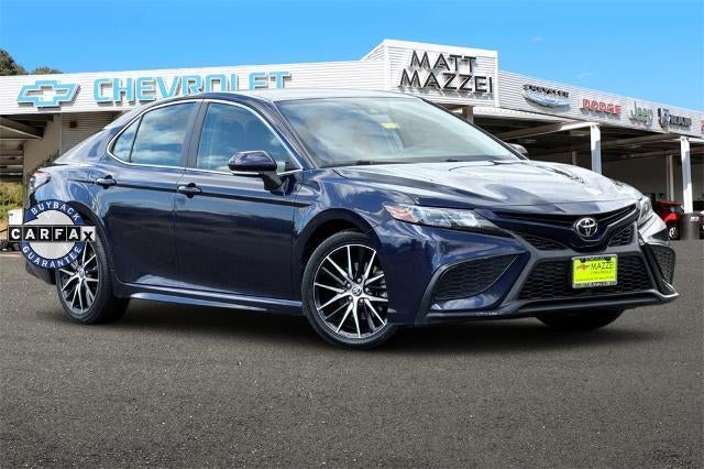 2022 Toyota Camry SE