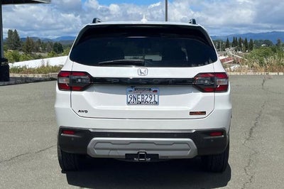 2025 Honda Pilot TrailSport