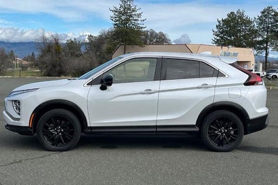 2023 Mitsubishi Eclipse Cross LE