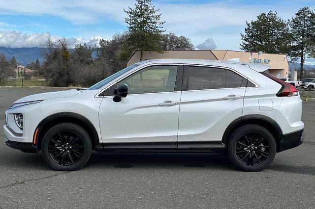 2023 Mitsubishi Eclipse Cross LE