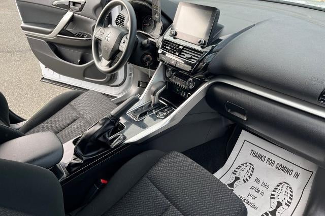 2023 Mitsubishi Eclipse Cross LE