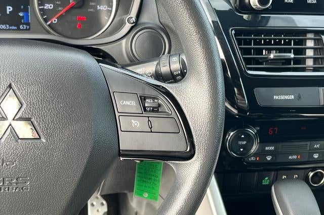 2023 Mitsubishi Eclipse Cross LE