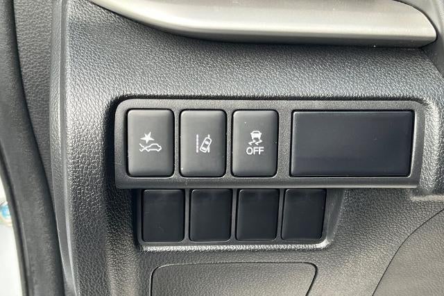 2023 Mitsubishi Eclipse Cross LE