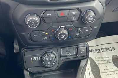 2023 Jeep Renegade Trailhawk