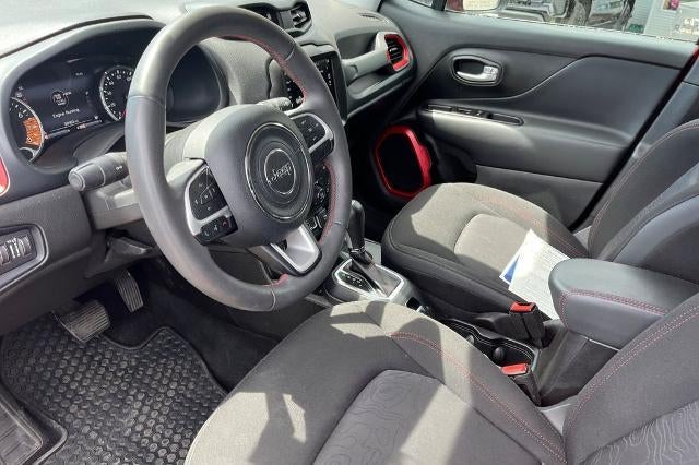2023 Jeep Renegade Trailhawk